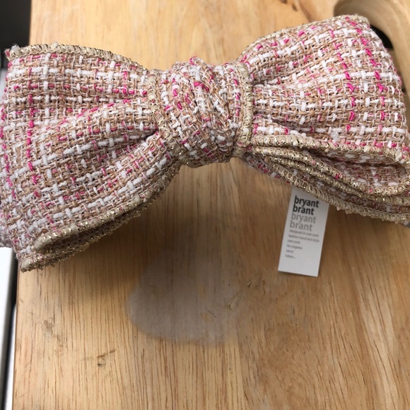 Bryant brant handmade fabric Headband with bow - Picture 1 of 3